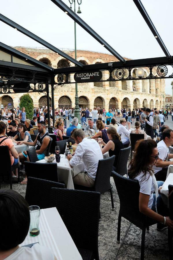 Ferienwohnung La Terrazza Sull'Arena Verona Exterior foto